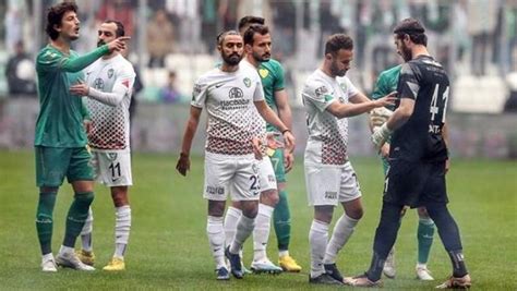 Bursaspor Amedspor Ma N N Spikerinden Canl Yay Nda Skandal S Zler