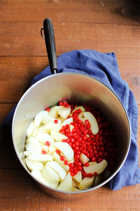 Red Hot Cinnamon Apples Cooking With Carlee
