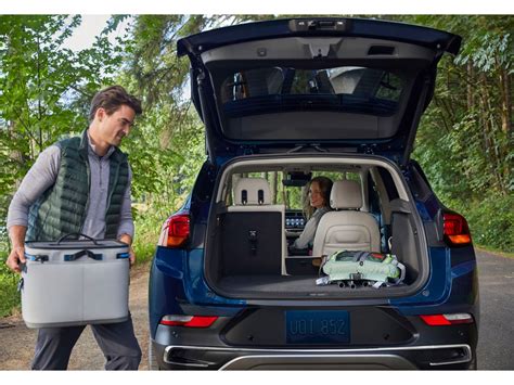 2023 Buick Encore GX Pictures: | U.S. News