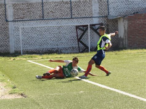 El Depo hizo fútbol pensando en el domingo ANR Agencia de Noticias