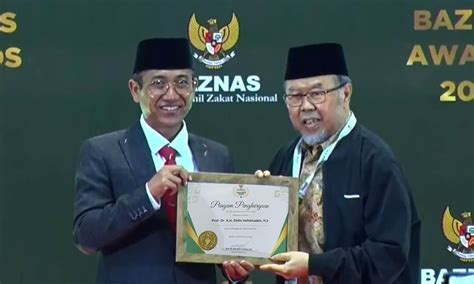 Ketum BKsPPI Dapat Penghargaan Baznas Award 2024 Sebagai Ulama