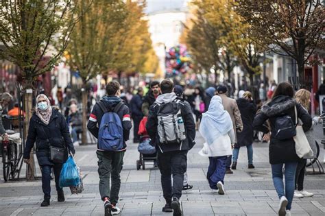 Corona In Deutschland Rki Meldet Mehr Als Neuinfektionen