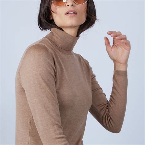 Pull col roulé en laine et soie pour femme