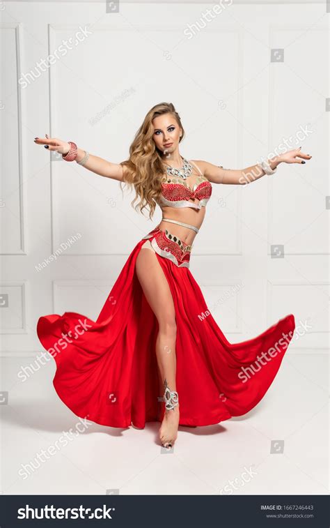 4 603 Belly Dancer Blonde Images Stock Photos Vectors Shutterstock