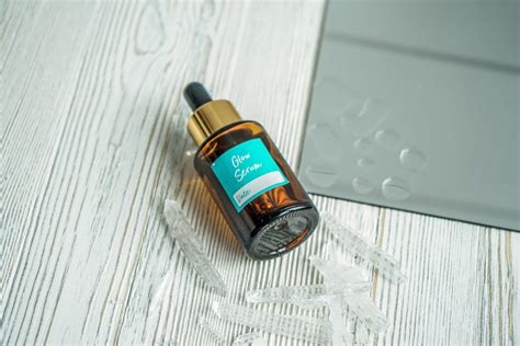 Glow Serum Recipe With Essential Oils - Simply Earth Blog