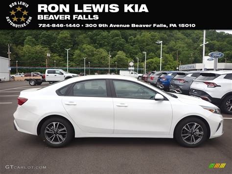 2022 Snow White Pearl Kia Forte LXS 144305069 Photo 5 GTCarLot