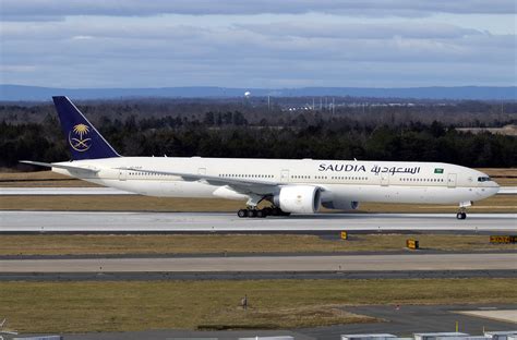 Hz Ak Saudia Saudi Arabian Airlines Boeing Er Flickr