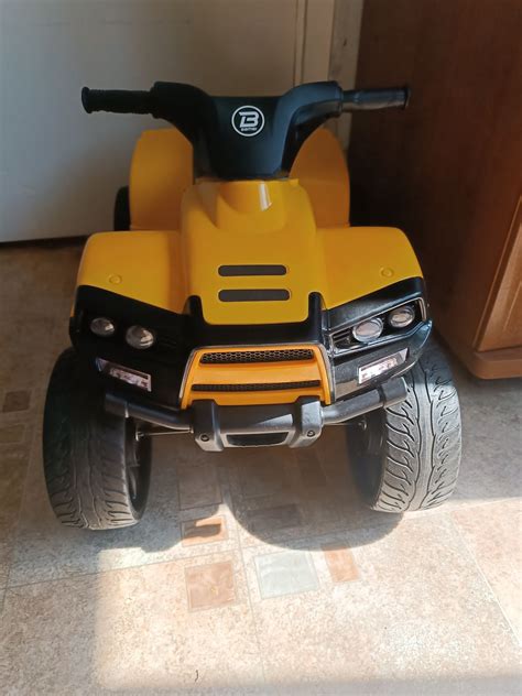 Квадрацикл на аккумуляторе: 2 800 грн. - Детский транспорт Харьков на Olx