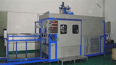 Vacuum Forming Machine High Speed Fully Automatic Vacuum Former