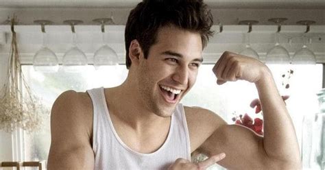 Hot Ryan Guzman Photos Sexy Ryan Guzman Pictures