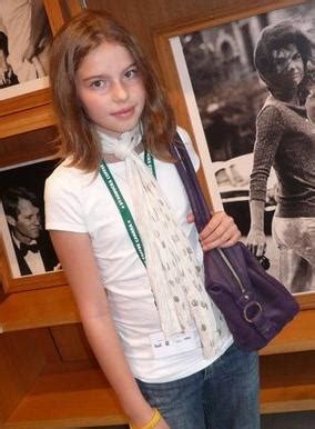 New Hot Sexy Beauty Perla Haney Jardine Photo Pic