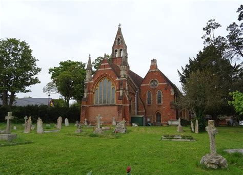 St John The Baptist Church © Jthomas Cc By Sa20 Geograph Britain