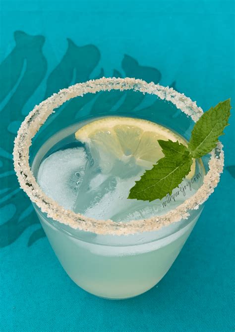 Low Carb Summer Margarita - with pure joy!