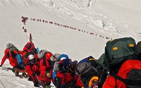 Trekking En La Zona De La Muerte La Macabra Ascensión Hasta La