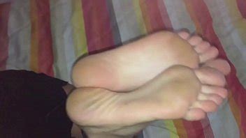 Falaka Bastinado Of Monroe S Perfect Sweaty Soles XVIDEOS