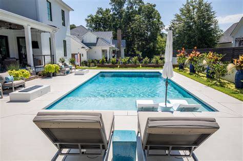 Modern Rectangle Pool in Historic Heathwood – The Clearwater Pool Company