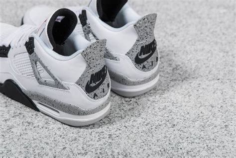 Nike Jordan 4 Retro White Cement | Kixify Marketplace