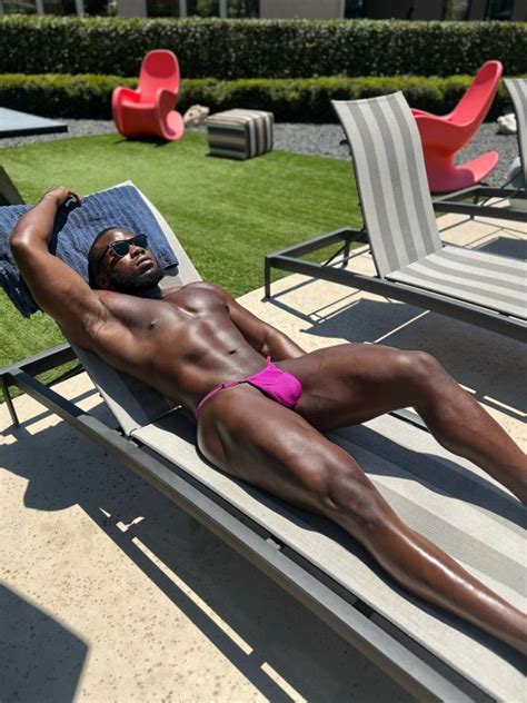 G String Bikini Bulges On Tumblr