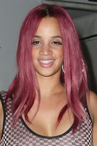 Dascha Polanco Hot Bikini Image Gallery Images Photos Pics Cinemagigs
