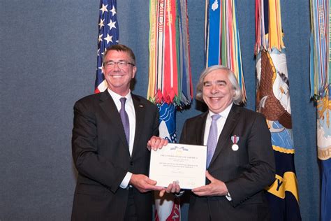 Dvids Images Sd Awards Secretary Of Energy Ernest Moniz Image 14