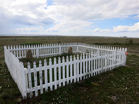 Historic Sites Of Manitoba Rx Graves Rosabella Lake Avenue Churchill