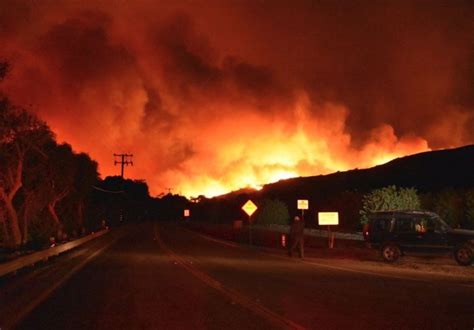 Evacuation Orders Issued for Nearly 200k as Los Angeles Fires Rage ...