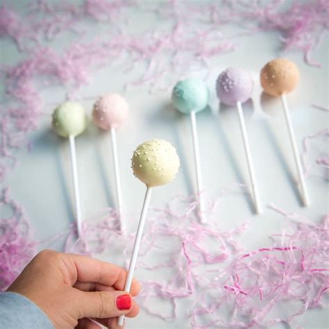 6 Rainbow Sprinkle Cake Pops | Popalicious CakePops