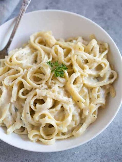 Skinny Fettuccine Alfredo Story Tastes Better From Scratch