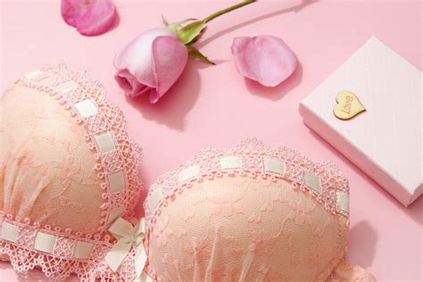 Top des pièces de lingerie érotique pour une soirée romantique à la maison