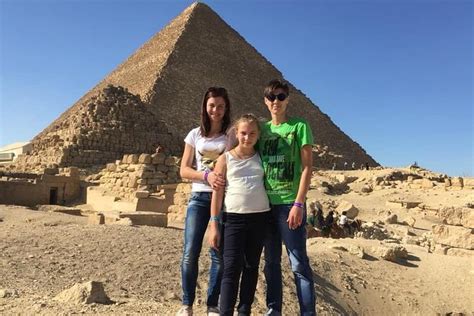 Private Tour Giza Pyramids Sphinx Memphis Sakkara Triphobo