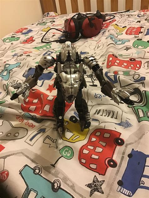 Me Grimlock want your kneecaps | Scrolller