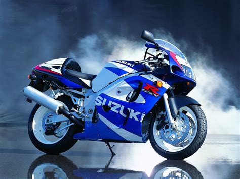 Suzuki Gsxr Wallpaper Wallpapersafari