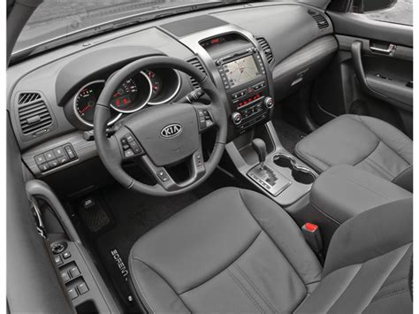 2011 Kia Sorento: 63 Interior Photos | U.S. News