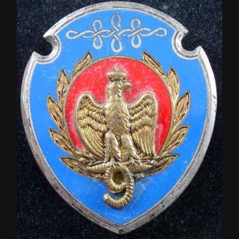 9 régiment de hussards de fabrication Drago Paris G 2026 en émail