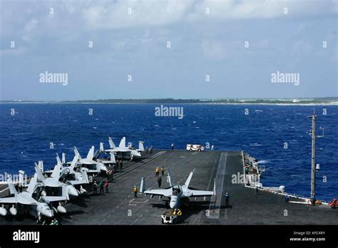 Aircraft Carrier Flight Deck Stock Photo - Alamy