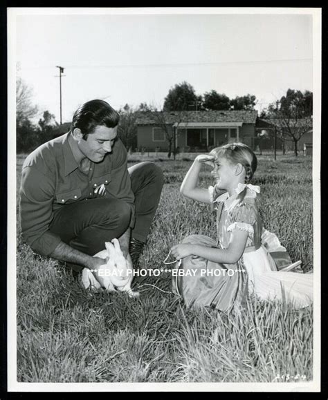 Clint Walker And Daughter Valerie Jean Original Candid Photo 2022910373