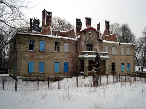 Lesięcin - Polskie Zabytki - Katalog zamków, pałaców i dworów w Polsce