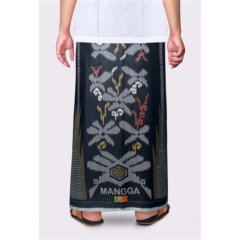 Sarung Mangga Classy Kembang Rayon 3 Warna Hitam Bangga Bersarung