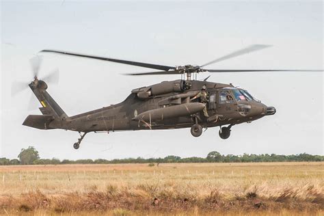 Exército Brasileiro Deve Adquirir 12 Helicópteros Black Hawk