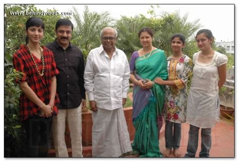 Kamal Hassan's Family with K. balachander | Veethi