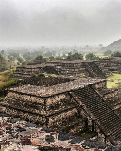 Equinoccio de primavera en Teotihuacán Interrobang