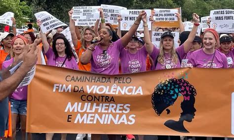 Não é não sancionada lei que protege mulheres de violência em bares e