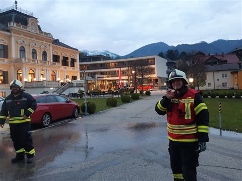 Ernstfall In Bad Ischl Geprobt Feuerwehr Bungsabend In Der Villa