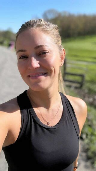 Justine Ezarik IJustine Nude OnlyFans NudoStar TV