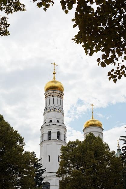 Premium Photo Ivan The Great Bell Tower In Moscow Kremlin