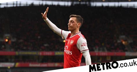 Mesut Ozil Sends Message To Arsenal Fans After Demoralising Wolves Draw