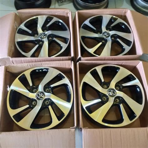 Jual Velg Avanza Veloz Ring 15 Pcd 4114 3 Velg Mobil Oem Avanza R15