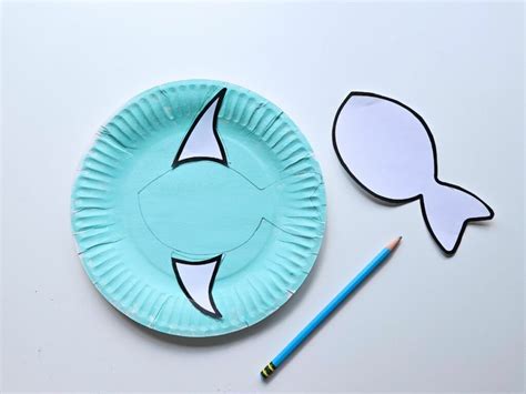 Fish Paper Plate Craft for Kids - Raise Curious Kids