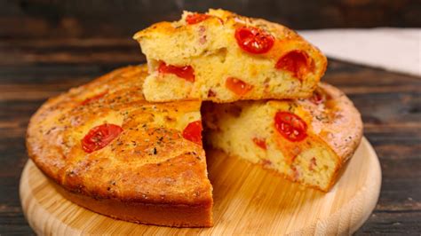 Focaccia Allo Yogurt Con Speck E Pomodorini Con Speck E Pomodorini