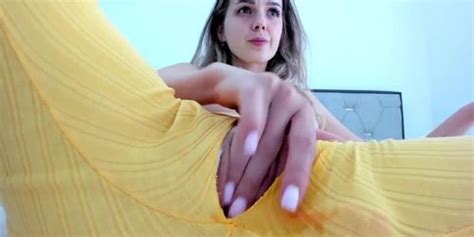 Yesonee Upclose Pussy Rubbing Tnaflix